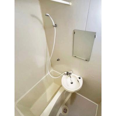 ●2026年4月14日から入居可●ユニオンマンスリー登戸２　3B　1R・シングル☆◆インターネット固定回線（有線・Wi-Fi）無料の部屋◆【禁煙ルーム】セキュリティ面も安心のモニター付きインターフォンの物件写真3