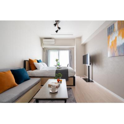 12/30までの大特価！幡ヶ谷から徒歩5分！駅周辺も買い物場所充実♪/エレベーター付きのシンプルなお部屋/コスモリード幡ヶ谷 601の外観画像