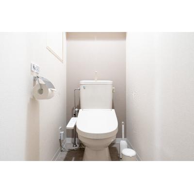 幡ヶ谷から徒歩5分！駅周辺も買い物場所充実♪/エレベーター付きのシンプルなお部屋/コスモリード幡ヶ谷 601の物件写真6