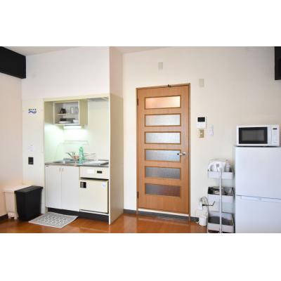 Alphabed30高松屋島(ツインルーム)【セミダブルベッド2台、2名入居可、2台目駐車場相談可、無料Wi-Fi完備】の物件写真4