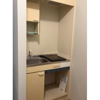 カーサヴェルデ　　熊本赤十字病院近く　　バス・トイレ別！の物件写真3