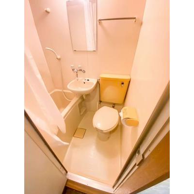 ユニオンマンスリー横浜平沼橋２　302　1K・シングル☆【禁煙ルーム】デスク・チェア完備！室内洗濯機や冷蔵庫など生活家電のあるお部屋/23時頃まで営業スーパー・サミットストアまで徒歩約4分の物件写真3