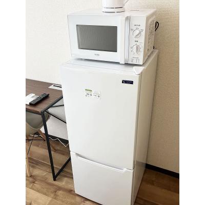 ユニオンマンスリー横浜山手１　402　1R・シングル☆【禁煙ルーム】デスク・チェア＆洗濯機や冷蔵庫など生活家電のあるお部屋/建物正面には深夜24時まで営業のスーパー・まいばすけっと有りの物件写真5