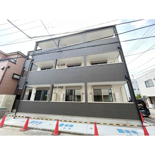 apartment 〒107-0052　東京都港区赤坂２丁目5-1 S-GATE赤坂山王　9F
