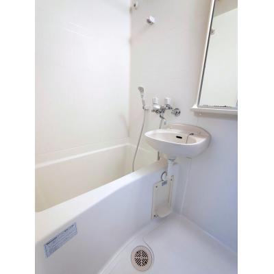 BraTTo東京駅前【東京駅、ド真ん前】防犯設備完備で住環境良好なお部屋👍の物件写真4