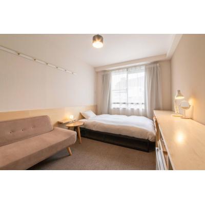 《すぐご案内可能》【新宿直通・駅徒歩3分】サウナ・ラウンジ・カフェ併設マンスリー［goodroom residence 調布国領］（320）の外観画像