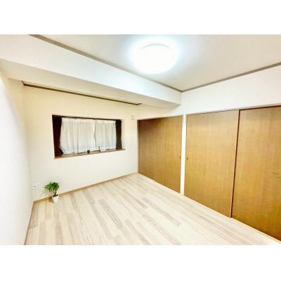 🥨🥨名古屋市西区/小田井駅徒歩5分/駐車場/無料Wi-Fi/バストイレ別・独立洗面台/全居室6帖以上/mozoワンダーシティまで徒歩7分🥨🥨ロイヤルガーデン  ファミマンの物件写真3