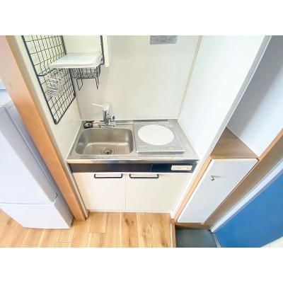 ユニオンマンスリー相鉄希望ヶ丘１　203　1R・シングル☆【禁煙ルーム】モニター付きインターフォン完備＆デスク・チェアのあるお部屋/相鉄本線利用で二俣川駅まで1駅約3分の物件写真3