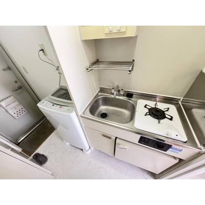 ユニオンマンスリー南林間４　102　1K・シングル☆【禁煙ルーム】人気の角部屋＆2面採光♪安心のモニター付きインターフォン＆室内洗濯機完備/小田急江ノ島線利用で中央林間駅へ1駅約2分の物件写真3