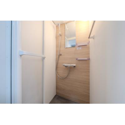 最寄り駅まで徒歩6分/家具家電完備/Wi-Fi完備/T-FLAT SASAZUKA 403の物件写真4