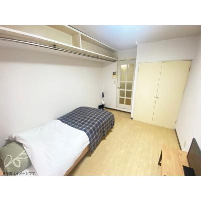 ユニオンマンスリー藤沢善行２　102　1K・シングル☆【禁煙ルーム】安心のモニター付きインターフォン＆室内洗濯機完備！デスク・チェアのあるお部屋/小田急江ノ島線沿線/六会日大前駅まで1駅約2分の物件写真2