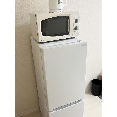 ユニオンマンスリー新松戸１　205　1K・シングル☆【禁煙ルーム】くつろげる一人掛けソファつき♪2ドア冷蔵庫や電子レンジなど生活家電のあるお部屋！安心の建物オートロック完備の物件写真5