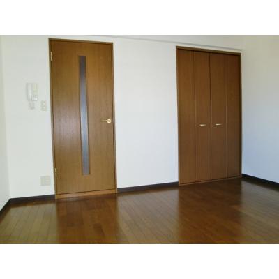 東都マンスリー　ハイツホルン相模大野　【Wifi無料！オートロック！バス・トイレ別！相模大野駅徒歩３分！】の物件写真2