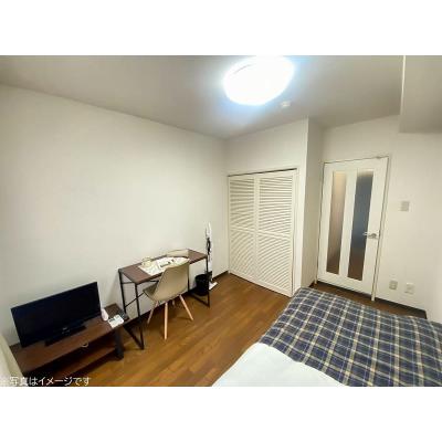 ユニオンマンスリー南行徳７　207　1K・シングル☆【禁煙ルーム】人気の角部屋♪安心のモニター付きインターフォン＆室内洗濯機完備！仕事や勉強、趣味におすすめデスク・チェアのあるお部屋の物件写真2