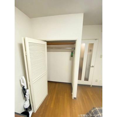 ユニオンマンスリー南行徳７　207　1K・シングル☆【禁煙ルーム】人気の角部屋♪安心のモニター付きインターフォン＆室内洗濯機完備！仕事や勉強、趣味におすすめデスク・チェアのあるお部屋の物件写真6