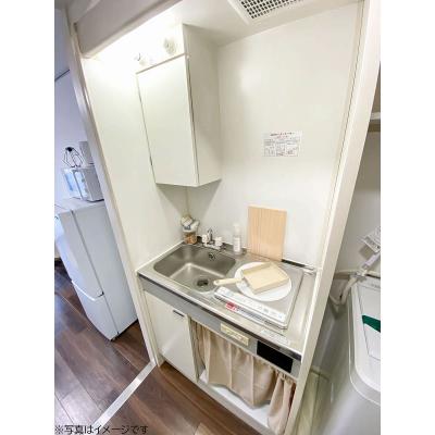 ユニオンマンスリー津田沼フィオーレ１　210　1R・シングル☆◆インターネット固定回線（有線・Wi-Fi）無料の部屋◆【禁煙ルーム】デスク・チェア完備！室内洗濯機や2ドア冷蔵庫など生活家電のあるお部屋の物件写真3