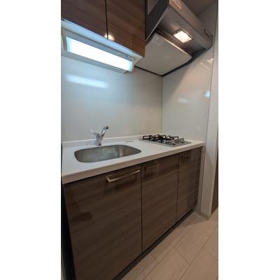 BraTTo難波サウステラス【なんば駅まで徒歩3分！研修も手ぶらでOK👌家具家電付き】の物件写真3