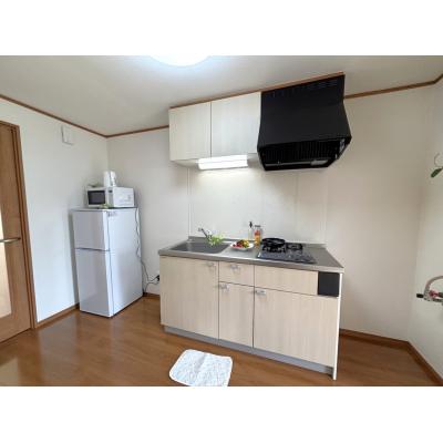 🔷🔹🔸🔶⭐駐車場付き🚙⭐おしゃれな内装⭐1Kタイプ⭐音が気になる方も安心な鉄骨造のお部屋⭐【禁煙&Wi-Fi無料】⭐🔶🔸🔹🔷「K22」の物件写真2