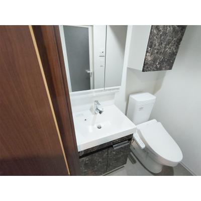 apartment 〒104-0061　東京都中央区銀座４丁目12-15 歌舞伎座タワー26階