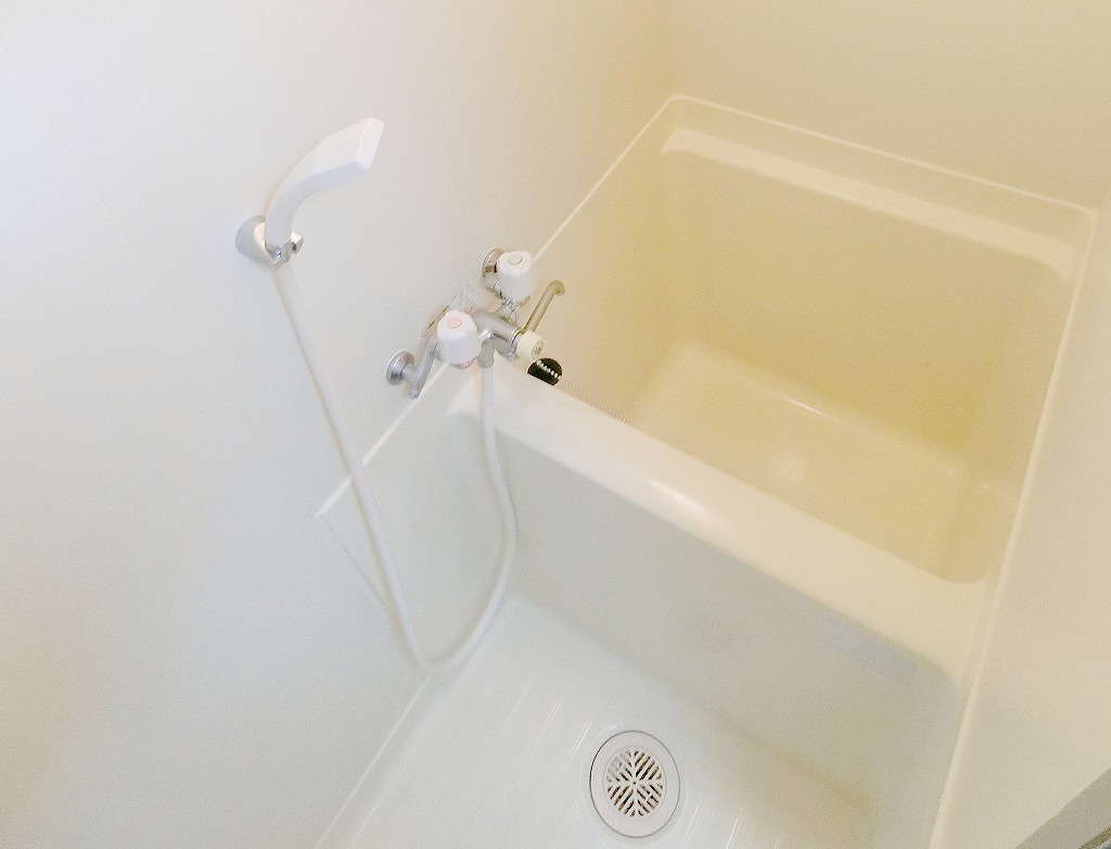 グッドステイ西宮甲東園アーネスト■【ペット・ベーシック・駅2分・バス・トイレ別セパレート・32型ＴＶ】の物件写真6