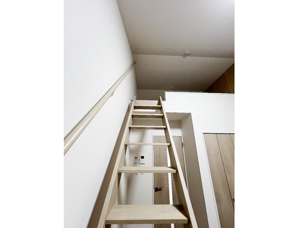 グッドステイ横浜線鴨居SOUTHダイム■『禁煙ルーム・ロフト付・1名入居限定・Wi-Fi無制限・浴室乾燥付』【ハイクラス】の物件写真3