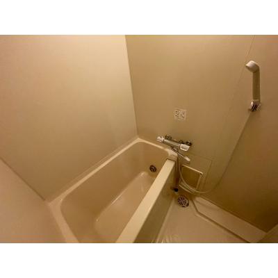 7.1帖の洋室でゆったりステイ♪ ネット無料★バストイレ別・洗面台付きで毎日の支度もスムーズ！設備充実の1K（ロフト付）タイプ！新井薬師前駅徒歩6分！ＭＨ新井Ⅶの物件写真5