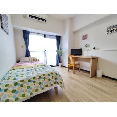 🌷🌷【駅🚃もドンキ🛒も徒歩5分！】バストイレ別✨浴室乾燥機付🎵◎家具家電付🌷🌷の物件写真1