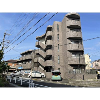 【オレンジマンスリー大和高田】♪新規OPEN♪駅近4分,駐車場(平置き)有り（500円/日）,禁煙ルーム,Wi-Fi無料,オートロック付きの物件写真1