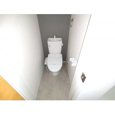 🌷🧸【築浅・二色浜駅徒歩6分！】快適設備が揃ったデザイナーズ1K👯‍♀️🌟の物件写真6