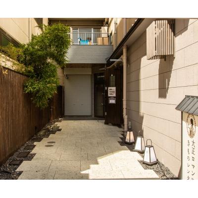 NESTRY ASAKUSA 【浅草寺徒歩1分/浅草駅徒歩2分/江戸の雰囲気と東京の絶景/浅草寺＆スカイツリーの近く】の物件写真1