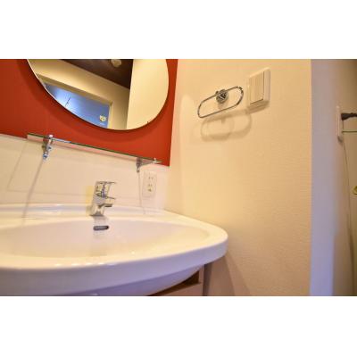 Alphabed30高松中央【築浅☆最新設備☆市内中心部☆栗林公園まで徒歩5分☆1LDKの広々とした室内！食器・調理器具完備】の物件写真5