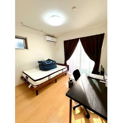 【J’sコート代々木 102号室】厚さ25㎝超高密度ポケットコイルマットレス使用！新宿駅徒歩9分！築浅デザイナーズRCマンション☆【インターネット無料】の物件写真1