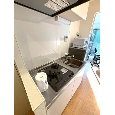 【J’sコート代々木 102号室】厚さ25㎝超高密度ポケットコイルマットレス使用！新宿駅徒歩9分！築浅デザイナーズRCマンション☆【インターネット無料】の物件写真3