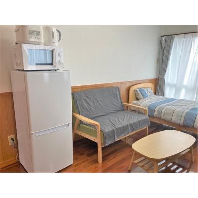 【トーマスあげな808】うるま市・沖縄市にもアクセス便利！　軽自動車専用駐車場1台無料　Wi-Fi無料　コンビニ徒歩1分の物件写真2