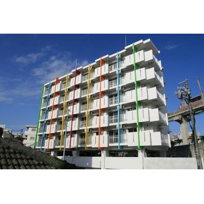 【トーマス安里505】ゆいレール安里駅まで徒歩5分・ゆいレールおもろまち駅まで徒歩6分・国際通りまで車で3分・Wi-Fi無料・駐車場付き（軽自動車専用）の物件写真1