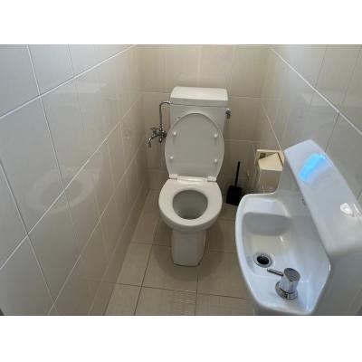 【トーマス安里309】4名利用可・セミダブル2台あり　安里駅まで徒歩5分・おもろまち駅まで徒歩6分・国際通りまで車で3分・Wi-Fi無料・駐車場付き（乗用車可能）の物件写真4