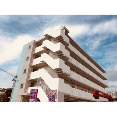 【リバーライトⅡ202】築浅人気物件・駐車場１台無料・Wi-Fi無料・石川インター近く・買い物便利の物件写真1