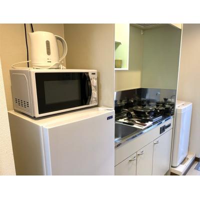 【トーマスビル203】浦添市中心部　駐車場1台無料（軽のみ）　スーパー徒歩１分・パルコシティまで車で6分の物件写真3