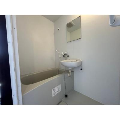 【トーマス牧港Ⅱ406】　駐車場1台無料　Wi-Fi無料　58号線・330号線アクセス便利　コンビニ・スーパー近くの物件写真6