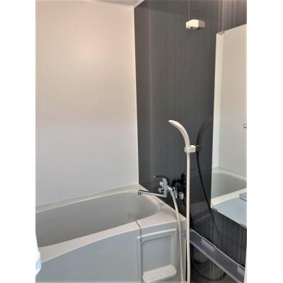 【トーマス兼城Ⅱ】無料Wi-Fi、駐車場１台無料、南風原町中心部、沖縄自動車道　南風原北ICまで車で約5分・コンビニ徒歩1分・マックスバリュ一日橋店まで徒歩3分の物件写真6