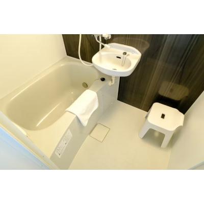 【神楽坂5分】無料Wi-Fi・バス/トイレ別で快適丨クレアーレ神楽坂ゲストハウス105（禁煙）(3)の物件写真6