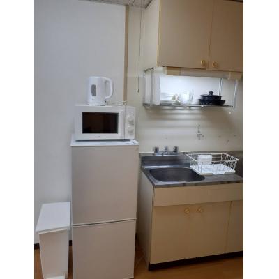 【トーマスマンションシャトレ中央105】パークアベニュー近くで生活便利な場所です♪　駐車場１台付き！　★エアコン付きの物件写真2