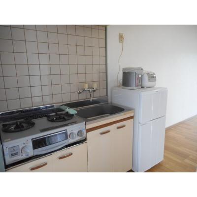 24時間スーパーまで徒歩2分　エスポワールタカナベ2の物件写真3