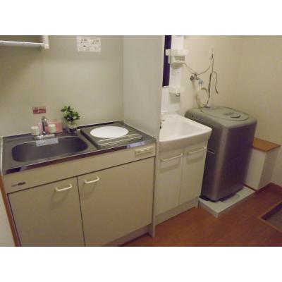 駐車場付き　WIFI無料！　♦エムズ牟田2♦の物件写真2