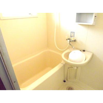 WIFI無料♪　スーパー・コンビニ至近　♦RAKUDA日南星倉２♦の物件写真4