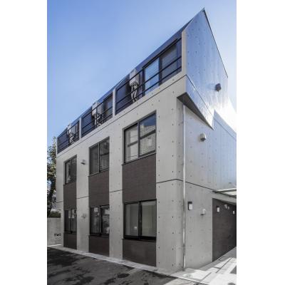 【J’sコート代々木上原 103】厚さ25㎝超高密度ポケットコイルマットレス使用！千代田線始発！代々木上原駅徒歩5分！築浅デザイナーズRCマンション☆【インターネット無料】の外観画像