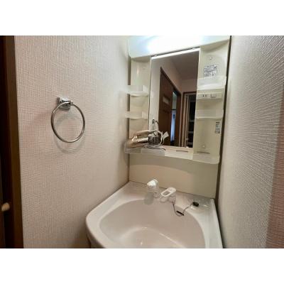 エールマンスリー広島駅　四番館(2-1)【★無料WI-FI標準装備（無制限）★広島駅・市内繁華街徒歩圏内★独立洗面台、２口コンロ、乾燥機能付き洗濯機】の物件写真4