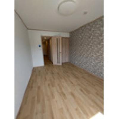 apartment 〒273-0005　千葉県船橋市本町５丁目4-1 シンワ船橋第一ビル１F