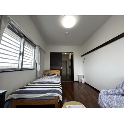 【トーマス沖縄東902】無料Wi-Fi・（離れ）駐車場1台無料・ミュージックタウン音市場まで車で約7分・コンビニ徒歩2分の物件写真3