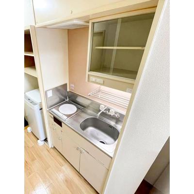 ユニオンマンスリー行徳４　106　1R・シングル☆【禁煙ルーム】デスク＆チェアや室内洗濯機などの家具家電付き♪駅前には24時間営業のスーパー「西友行徳店」、物件近くにはコンビニもあり便利。の物件写真3